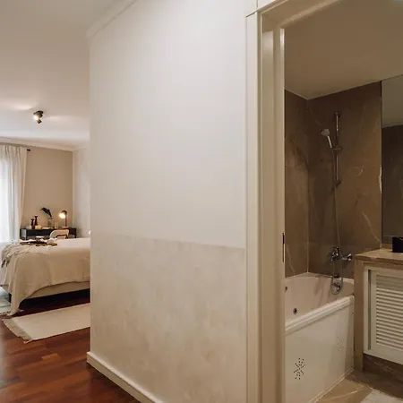 Azzurra - 2 Bedrooms And Parking In Avenidas Novas Apartament Lizbona