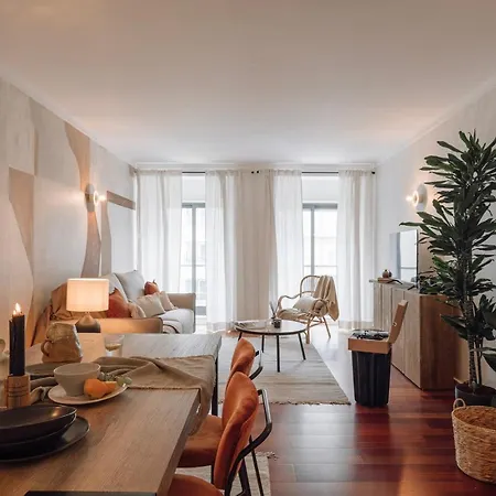 Apartament Azzurra - 2 Bedrooms And Parking In Avenidas Novas Lizbona