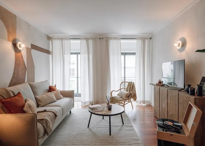 Azzurra - 2 Bedrooms And Parking In Avenidas Novas