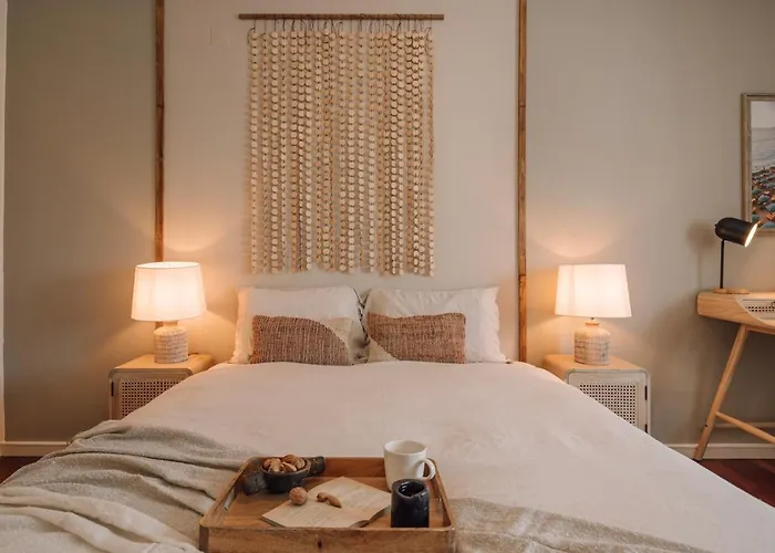 Azzurra - 2 Bedrooms And Parking In Avenidas Novas Apartment Lisbon